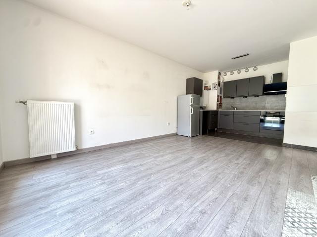 APPARTEMENT F2 CENTRE GARE AULNAY SOUS BOIS