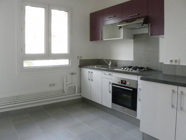Appartement F2 centre ville LOUVIERS