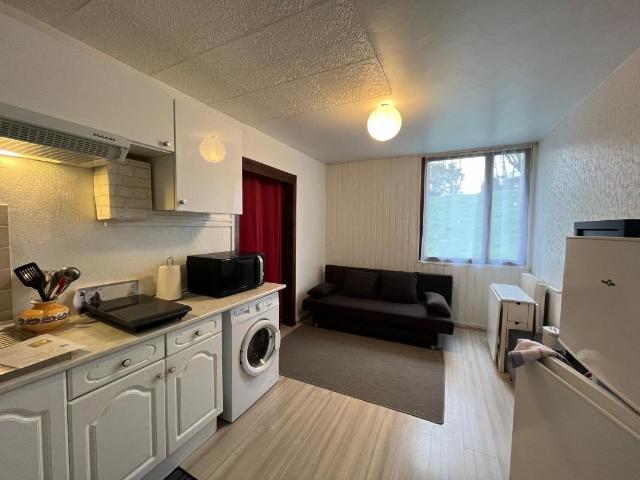 Appartement F2 de 26,29 m² 'meublé' au clos de soulins habitab