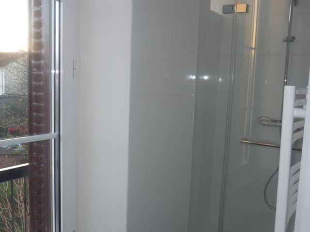 Appartement F2 en très bon état général