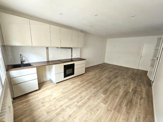 APPARTEMENT F2 / FIRMINY CENTRE