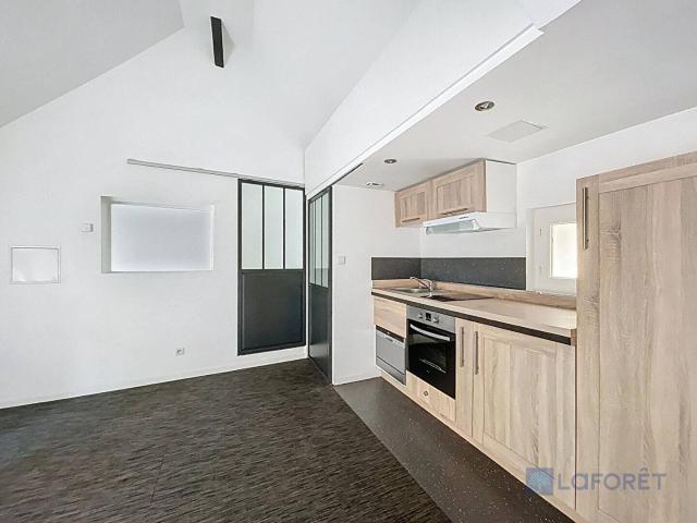 Appartement F2 Leuville centre ville