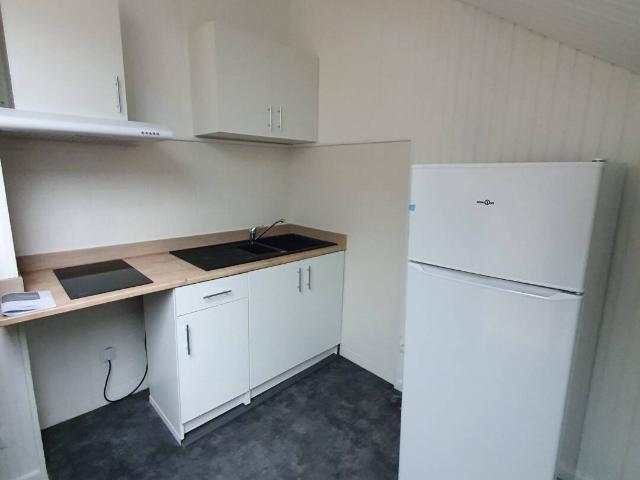 Appartement F2 loué rénové