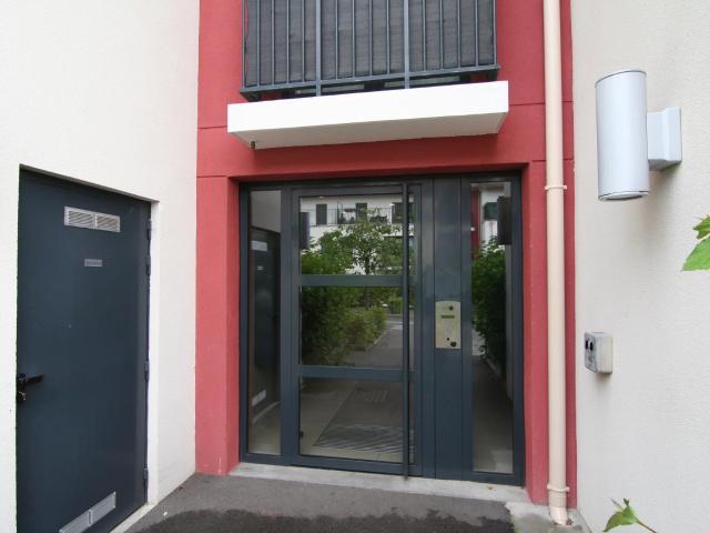 Appartement F2 Meublé avec jardin et parking