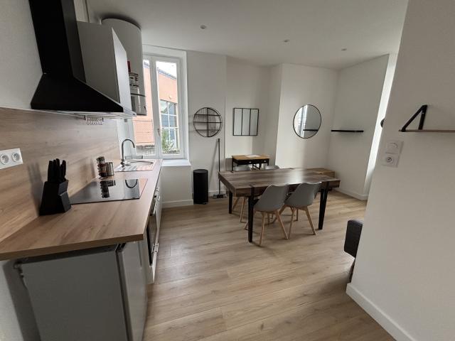 APPARTEMENT F2 MEUBLE EN RDC SUR BELFORT