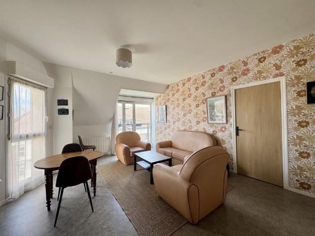 APPARTEMENT F2 MEUBLÉ PROCHE GARE