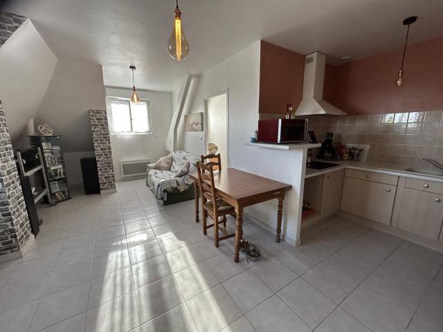 APPARTEMENT F2 PONT SAINTE MAXENCE
