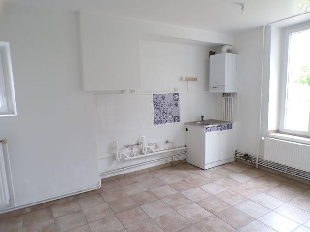 APPARTEMENT F2 REZ DE CHAUSSÉE