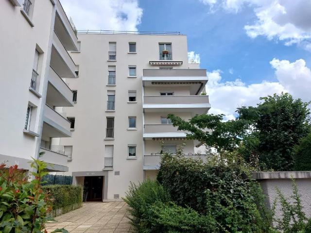Appartement F2 Rue Maurepas