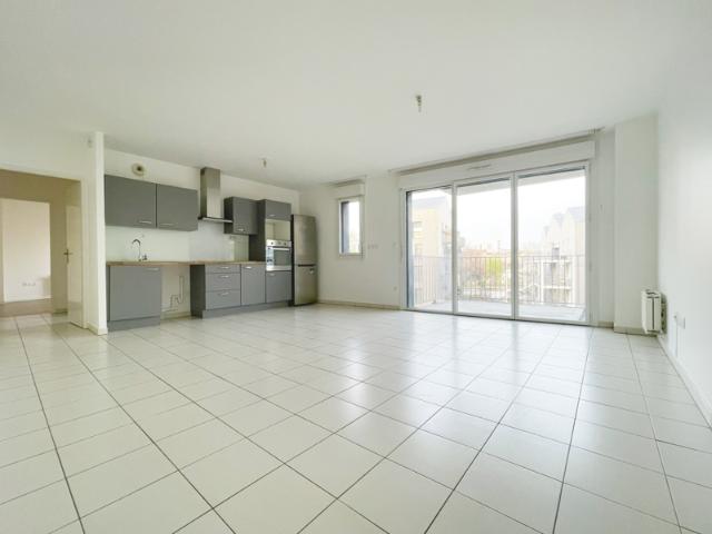 Appartement F4 85.04 m2 Saint Denis 93200