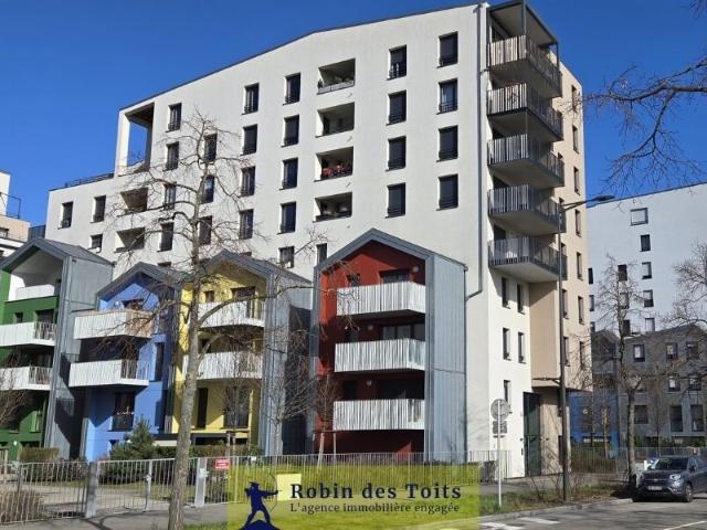 Appartement F4 de 84 m² prox. tram