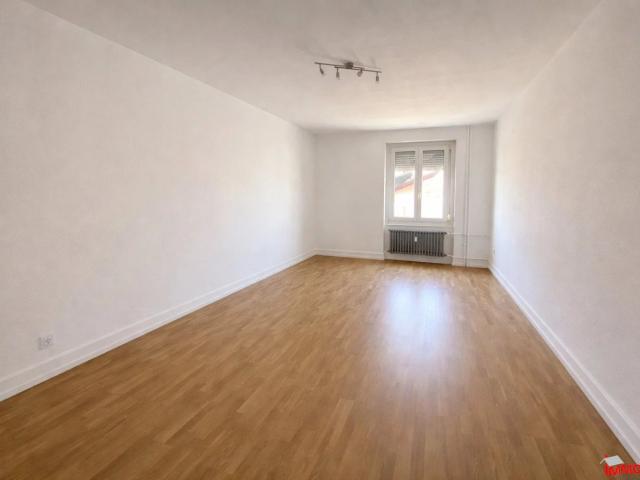 Appartement F4 de 93m² proche frontière