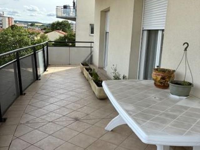 Appartement F4 de 95m² avec terrasse, garage et cave