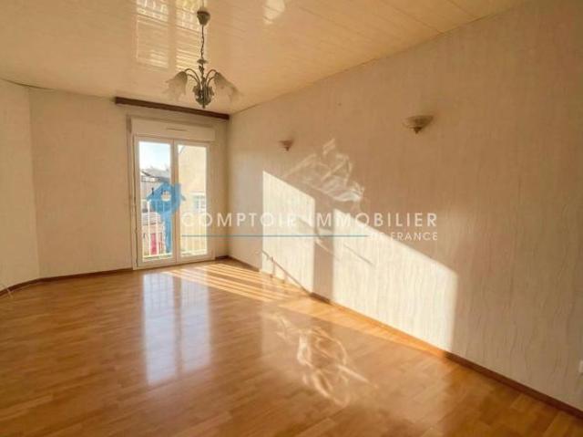 APPARTEMENT F4 GARAGE