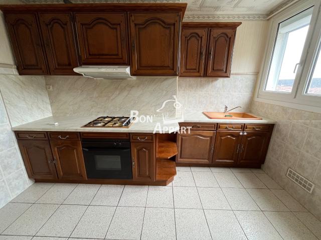 APPARTEMENT F4 JOEUF 2ème ETAGE