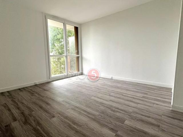 APPARTEMENT F4 LE RAINCY