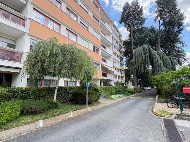 Appartement F4 proche bords de Loire 79m2