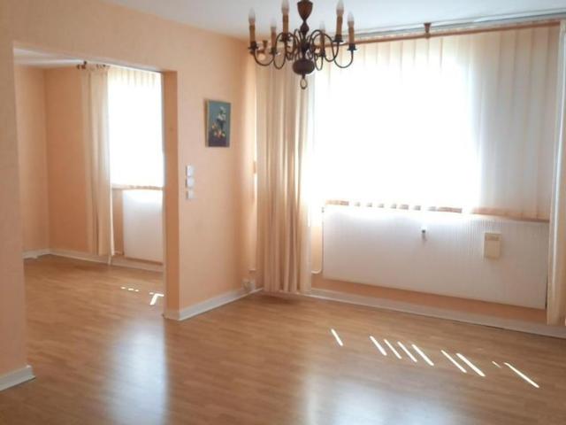 Appartement F4 proche toutes commodités à CUSSET