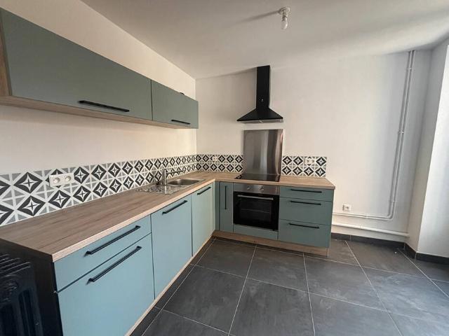 APPARTEMENT F5 AU CENTRE VILLE BALCON