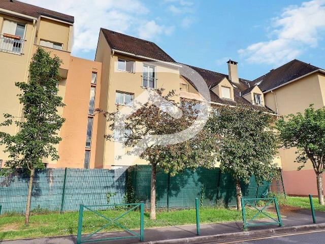 Appartement F5 en duplex avec Loggia