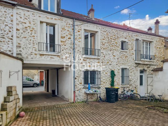 Appartement familial 5 pièces de 179 m² ? Tournan en Brie