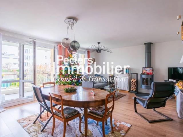 Appartement familial 5 pièces proche Country Club