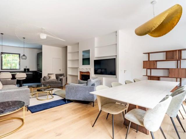 APPARTEMENT FAMILIAL 6 PIECES DUPLEX D’EXCEPTION AUX ALLURES DE MAISON DE VILLE