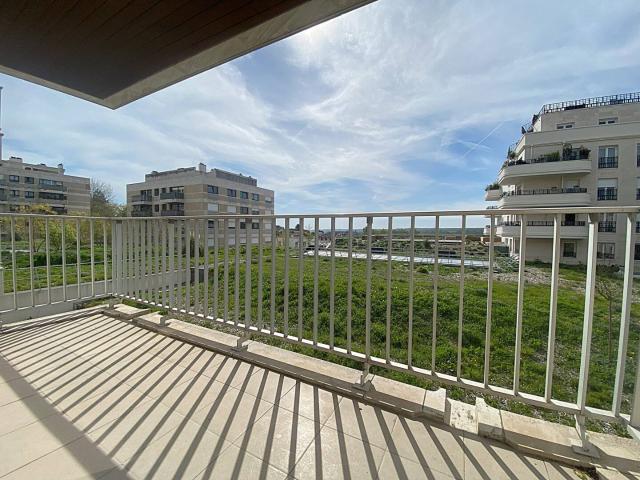 Appartement Familial 111 m² Garches Vue dégagée
