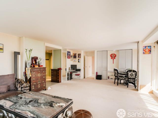 Appartement familial vue Paris PUTEAUX