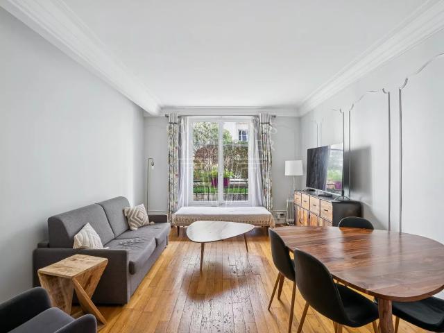 APPARTEMENT FAMILIAL AU CALME ABSOLU