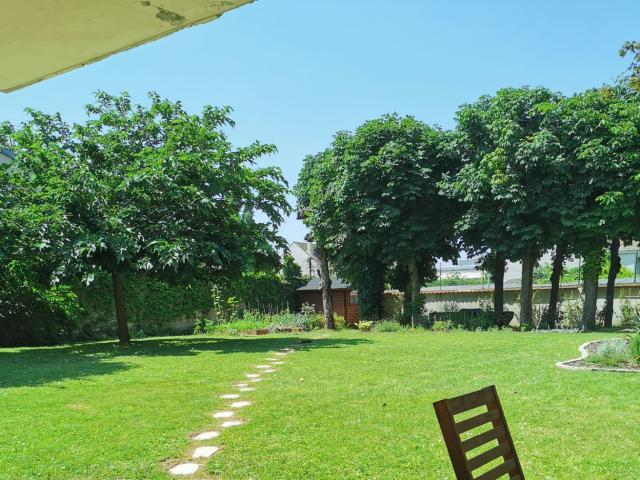 Appartement familial avec jardin privatif