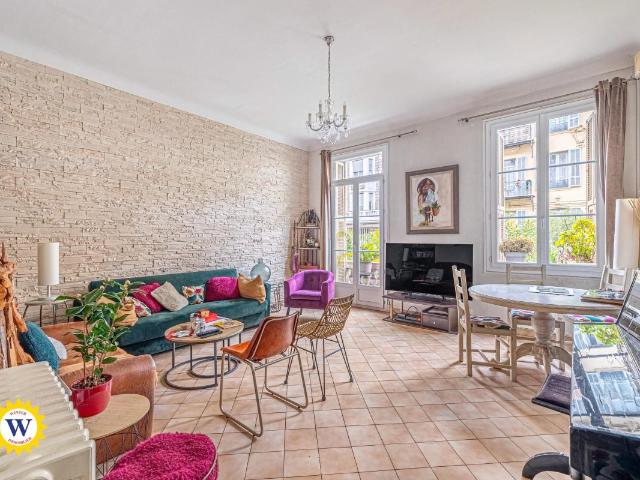 Appartement familial avec terrasse à rénover, proche gare et tram
