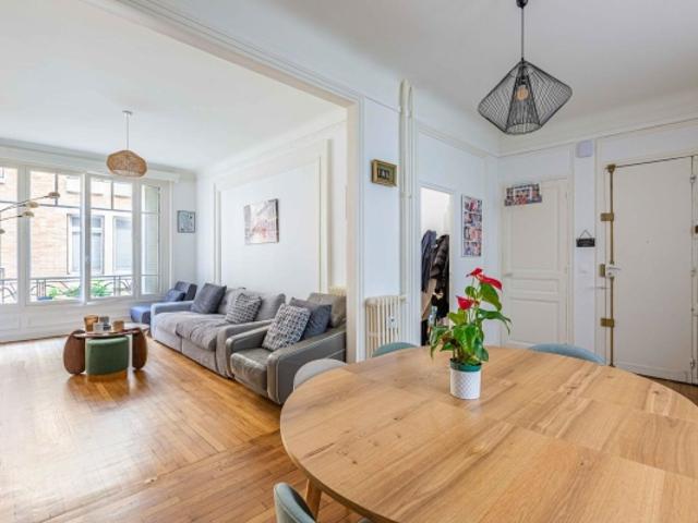 Appartement familial de 4 pièces, 100 m2 Carrez, 3 chambres