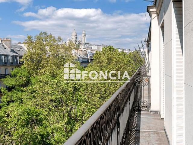 Appartement familial de caractère avec balcon filant 4 pièces