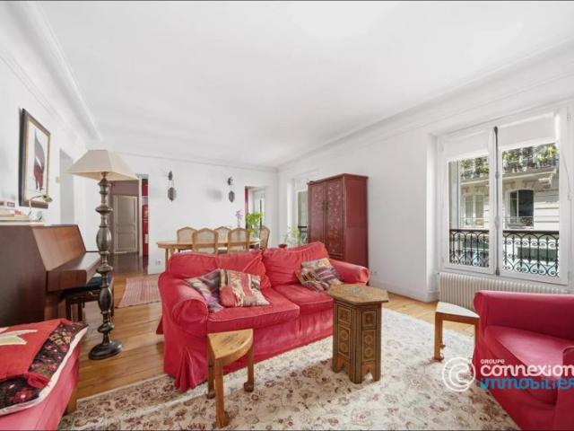Appartement familial de caractère lumière, charme de l’ancien et plan idéal