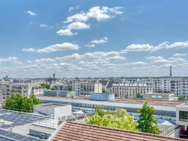 Appartement Familial Dernier Etage Vue Degagee 105m² Suresnes