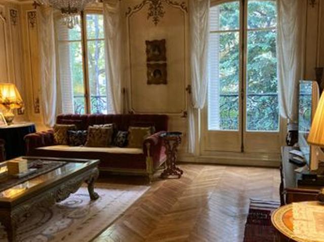 Appartement familial et de réception – 213,78 m² – 7 pièces