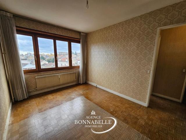 APPARTEMENT FAC DE LETTRES 95 m2