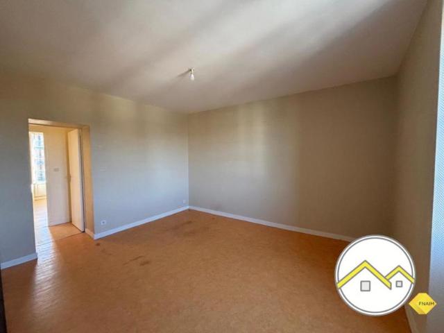 Appartement face au château