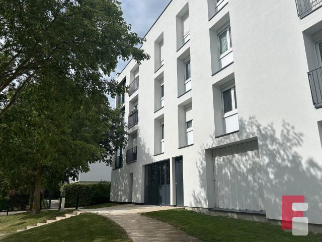 Appartement fonctionnel de 65 m2 avec cuisine équipée et deux chambres