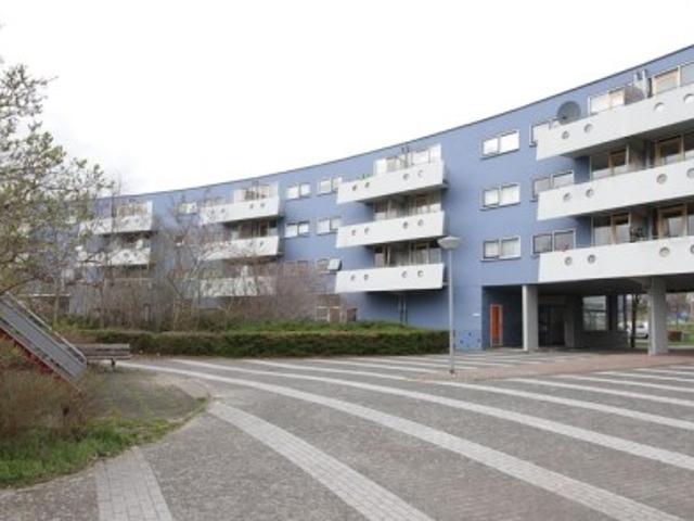 appartement for rent Almere Peter Sellershof