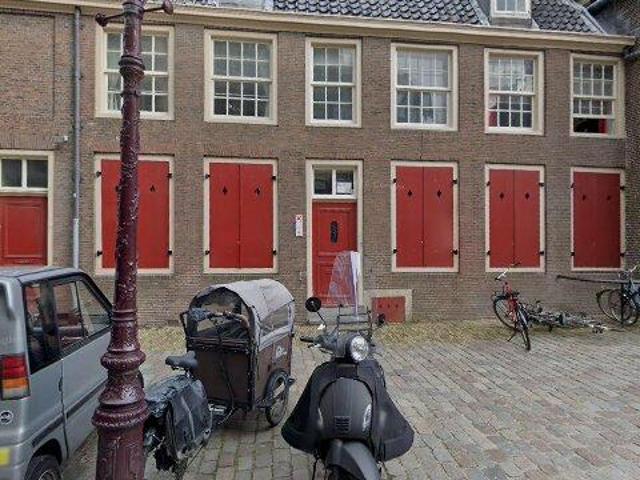 appartement for rent Amsterdam Oudekerksplein