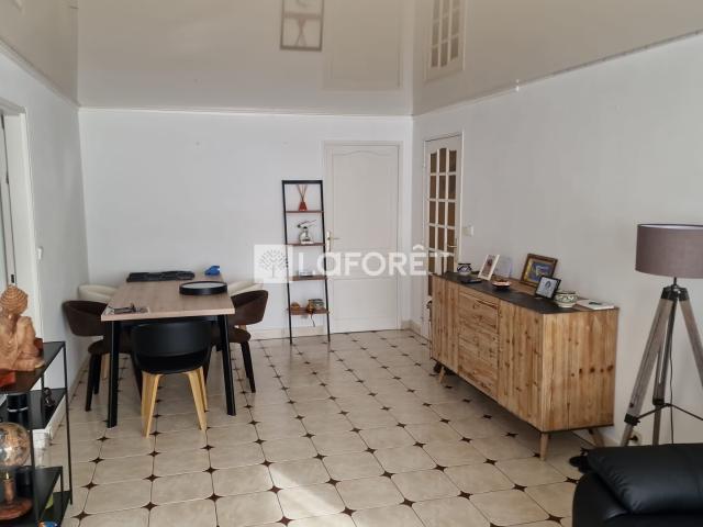 Appartement Fraisses 4 pièce s 90 m2 avec garage