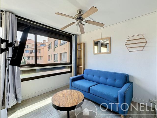 Appartement Fréjus 2/3 pièces 48.60 m2 avec parking, cave, piscine et terrains de tennis