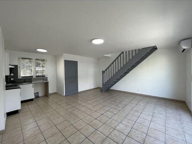 APPARTEMENT + GARAGE
