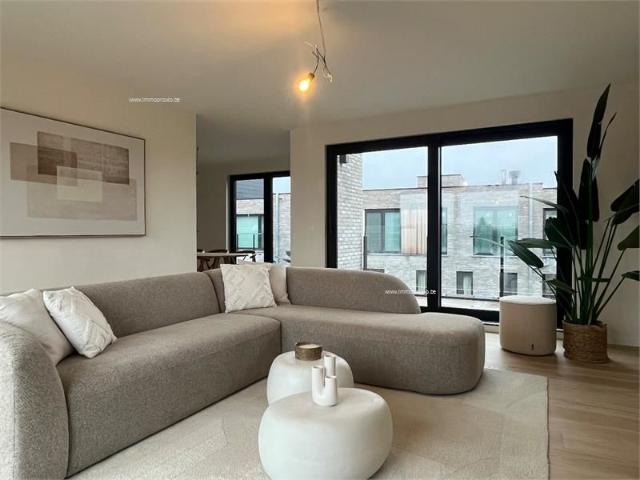 Appartement gelegen op 3de verdieping van 132m² met terras van 63m²
