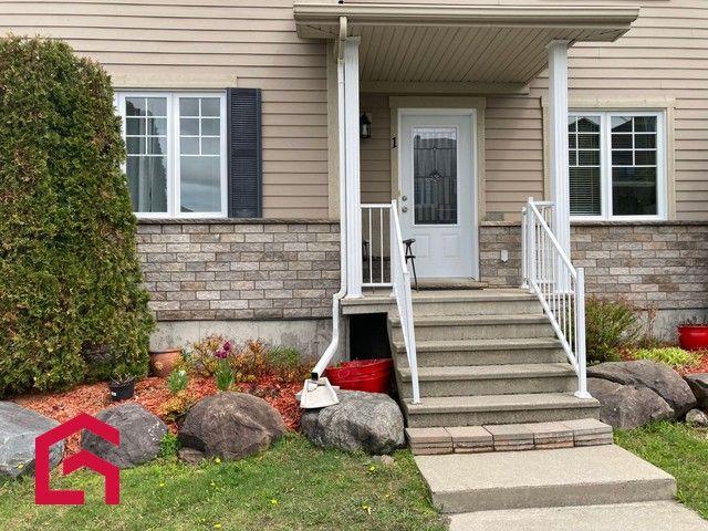 Appartement Granby À Louer