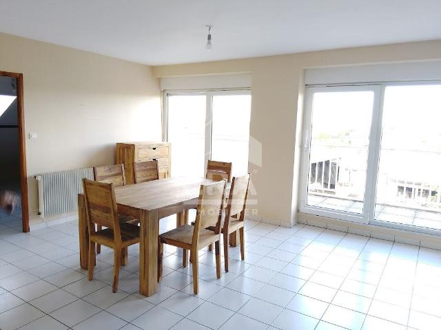 Appartement Grandvillers 3 pièce s + Garage