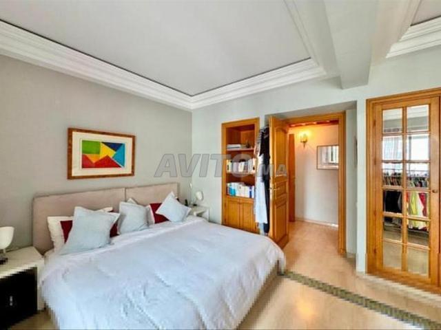 Appartement h standing à loué val d anfa 191m