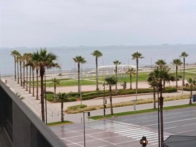 Appartement haut standing sécurisé à La Corniche